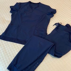 HeartSoul scrub set; Color Navy; size Medium